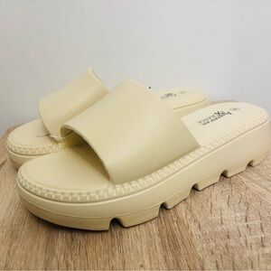 American Exchange Cream Platform Shoes Slides